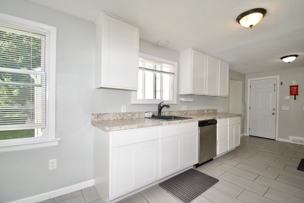 1617 Plumtree Road, Unit 1 Springfield, MA 01119 - Photo 13 of 34 Gallery Image 13