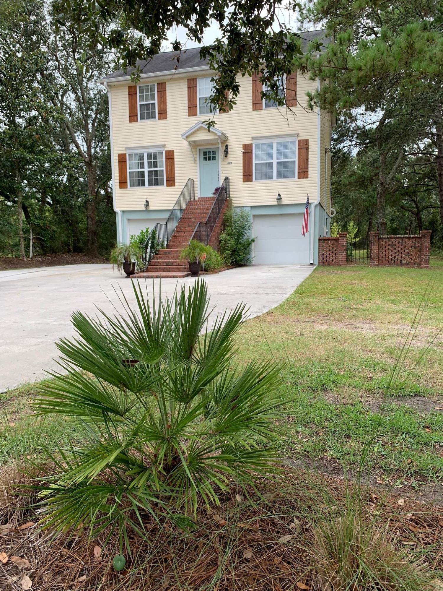 1689 Old Military Road Charleston, SC 29412 - Photo 2 of 31 IMG_0710