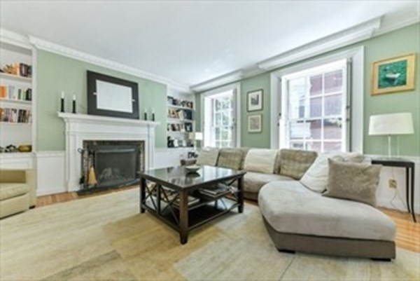 39 Pinckney Street Boston, MA 02114 - Photo 1 of 12