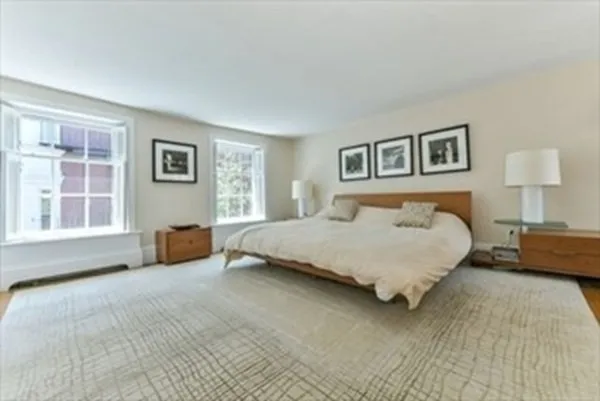 $11,500 | 39 Pinckney Street, Boston, MA 02114