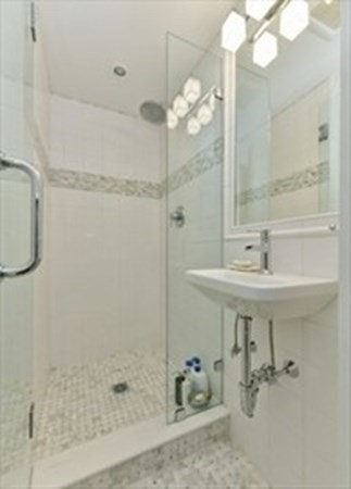 39 Pinckney Street Boston, MA 02114 - Photo 7 of 12