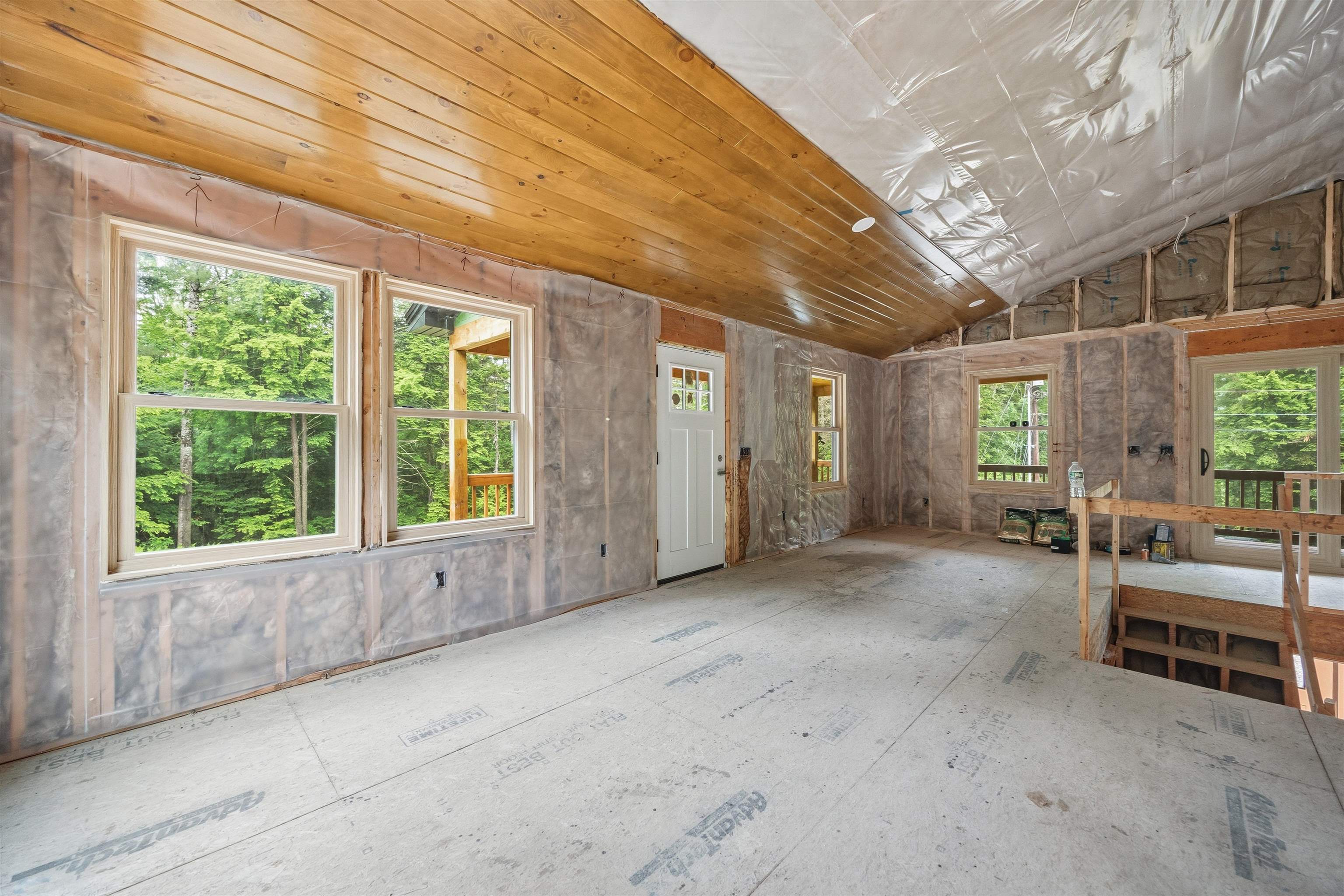 89 Hemlock Lane Danbury, NH 03230 - Photo 29 of 59