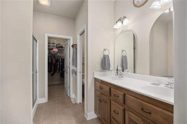 $349,900 | 4504 Stonebridge Drive, St. Joseph, MO 64505