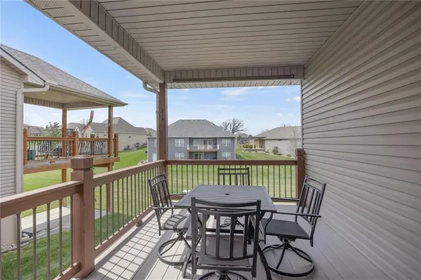 $349,900 | 4504 Stonebridge Drive, St. Joseph, MO 64505