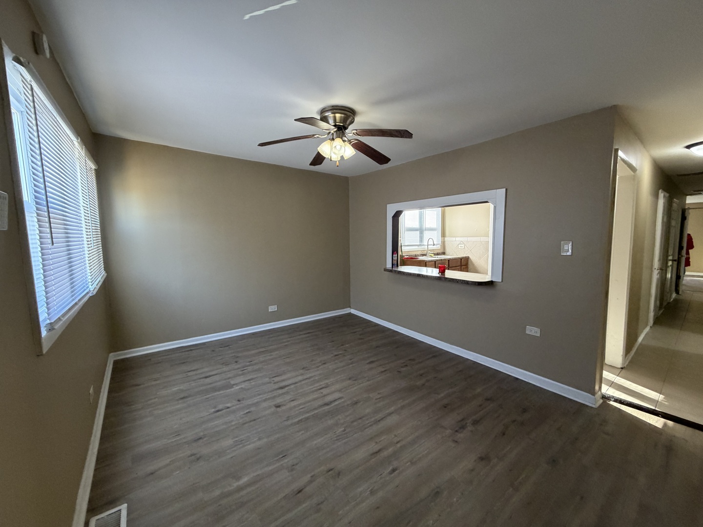 16130 Justine Street Markham, IL 60428 - Photo 7 of 18