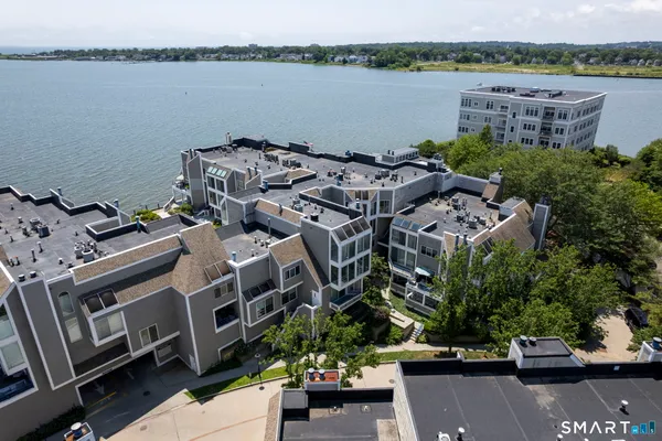 $424,900 | 38 Harbour Close, Unit 38, New Haven, CT 06519
