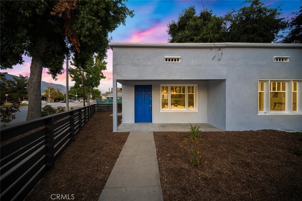 294 Bella Vista Avenue Pasadena, CA 91107 - Photo 2 of 37 a view of a house with a car park