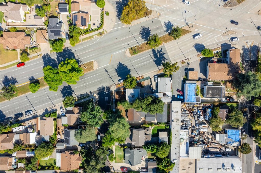 294 Bella Vista Avenue Pasadena, CA 91107 - Photo 35 of 37 an aerial view of multiple house