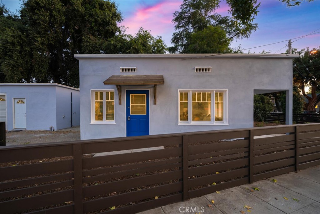 294 Bella Vista Avenue Pasadena, CA 91107 - Photo 4 of 37 a front view of a house with a yard