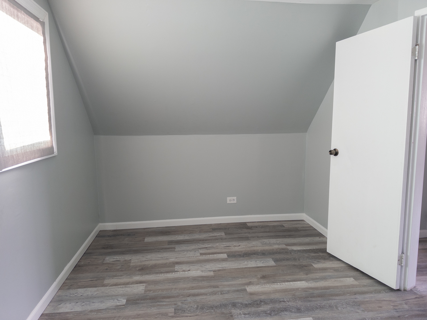 104 Walnut Street Park Forest, IL 60466 - Photo 11 of 20 a view of a room with wooden floor