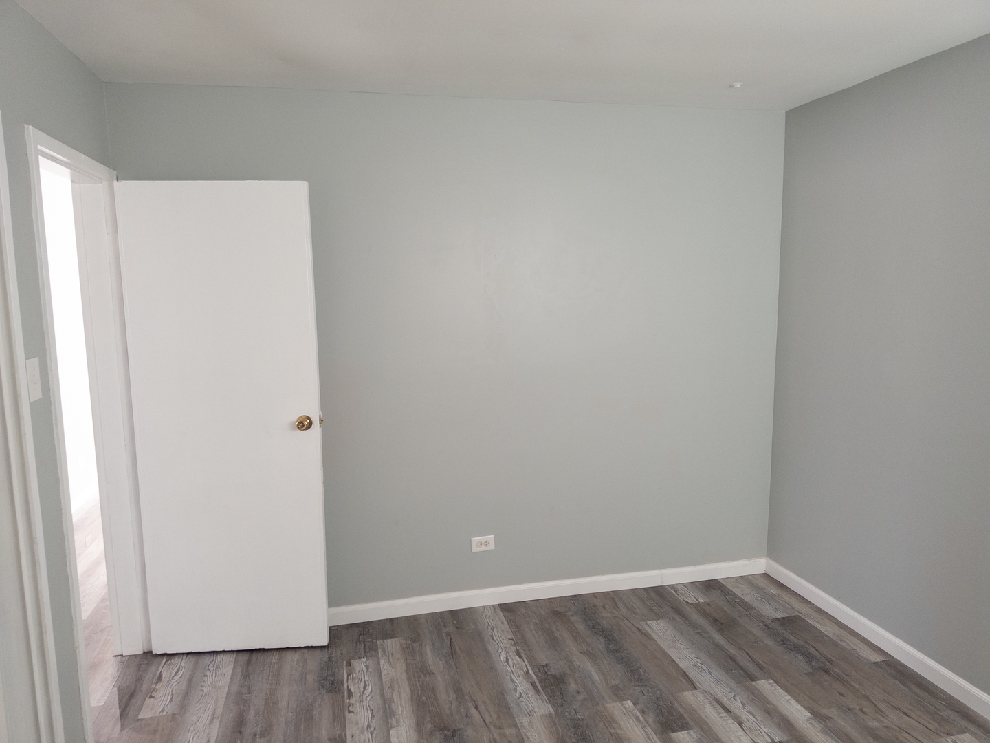 104 Walnut Street Park Forest, IL 60466 - Photo 16 of 20 a view of an empty room