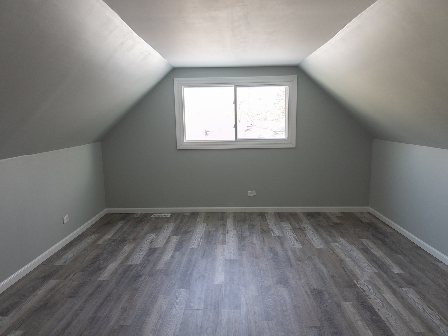 104 Walnut Street Park Forest, IL 60466 - Photo 10 of 20 an empty room with wooden floor and windows