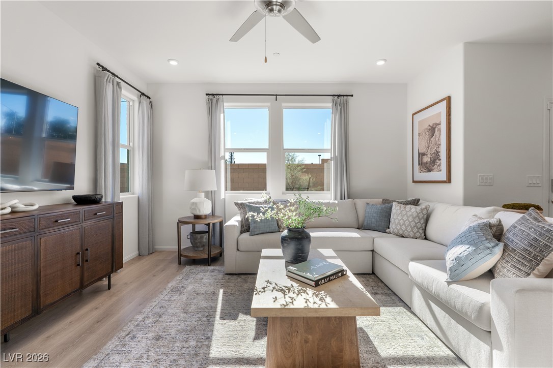 1964 Hydrangea Place Las Vegas, NV 89106 - Photo 3 of 27 MODEL HOME PHOTO