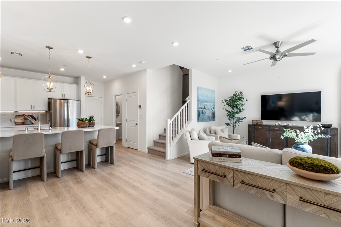 1964 Hydrangea Place Las Vegas, NV 89106 - Photo 4 of 27 MODEL HOME PHOTO