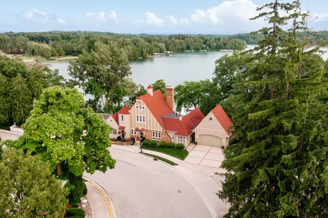 $4,400,000 | 281 South Lake Street, Elkhart Lake, WI 53020