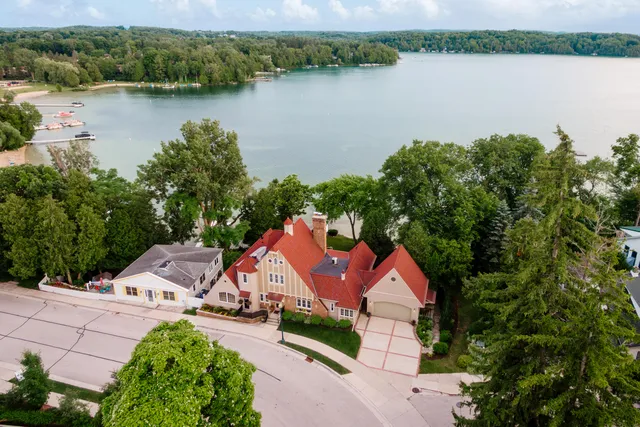 $4,400,000 | 281 South Lake Street, Elkhart Lake, WI 53020