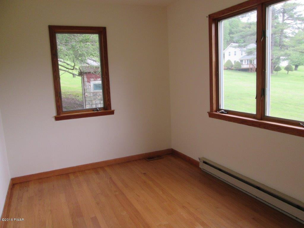 411 Finn Swamp Road Lakeville, PA 18438 - Photo 10 of 29