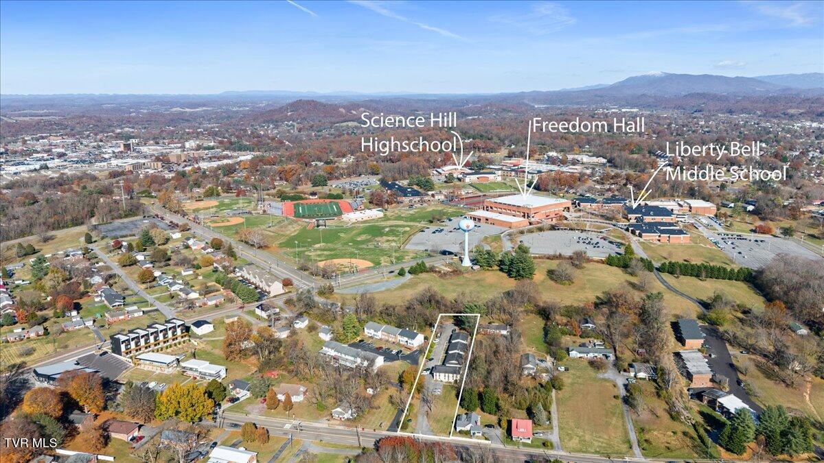 1308 Knob Creek Road Johnson City, TN 37604 - Photo 37 of 42 37-DJI_20251111140538_0686_D.JPG