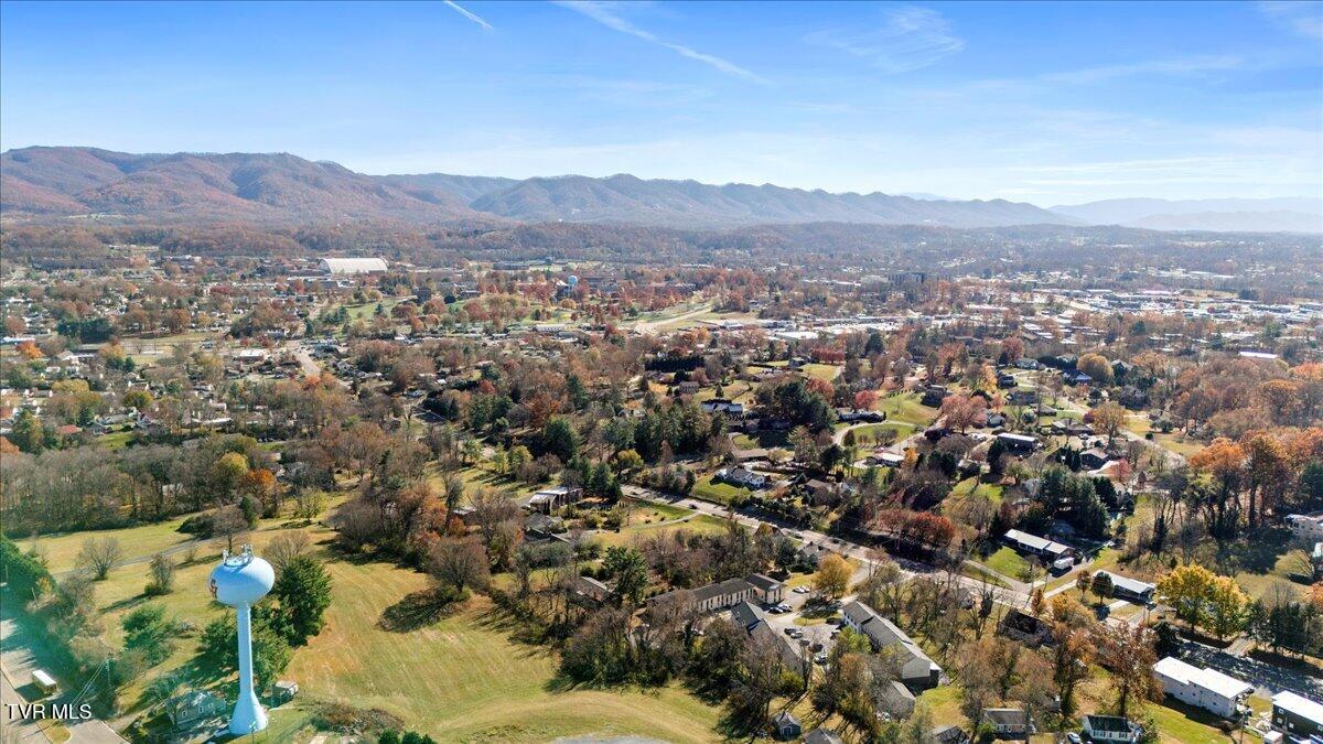 1308 Knob Creek Road Johnson City, TN 37604 - Photo 38 of 42 38-DJI_20251111141003_0696_D