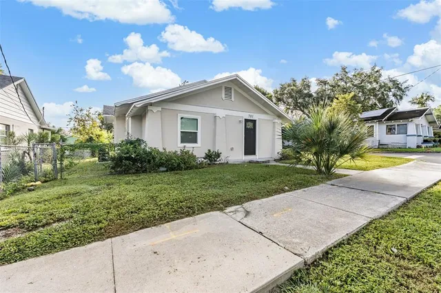 $290,000 | 701 North Vermont Avenue, Lakeland, FL 33801