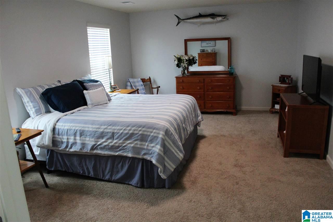 217 Addison Drive Calera, AL 35040 - Photo 8 of 13