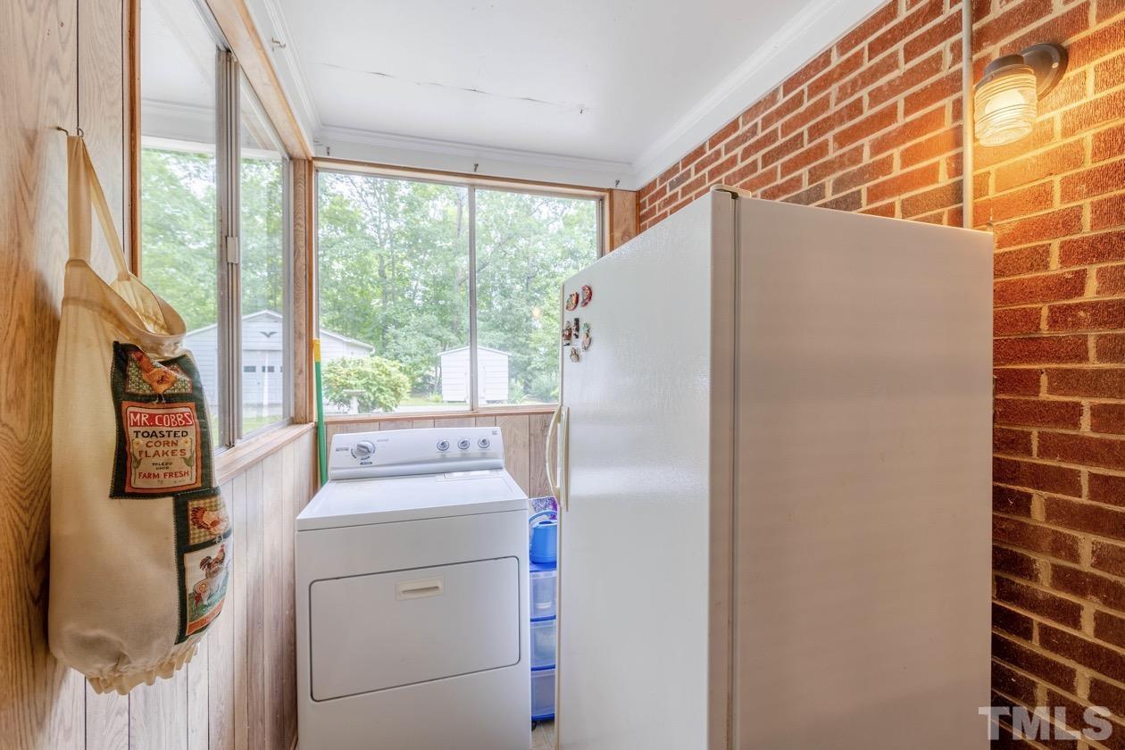2804 Sparger Road Durham, NC 27705 - Photo 28 of 34 a utility room with dryer and washer