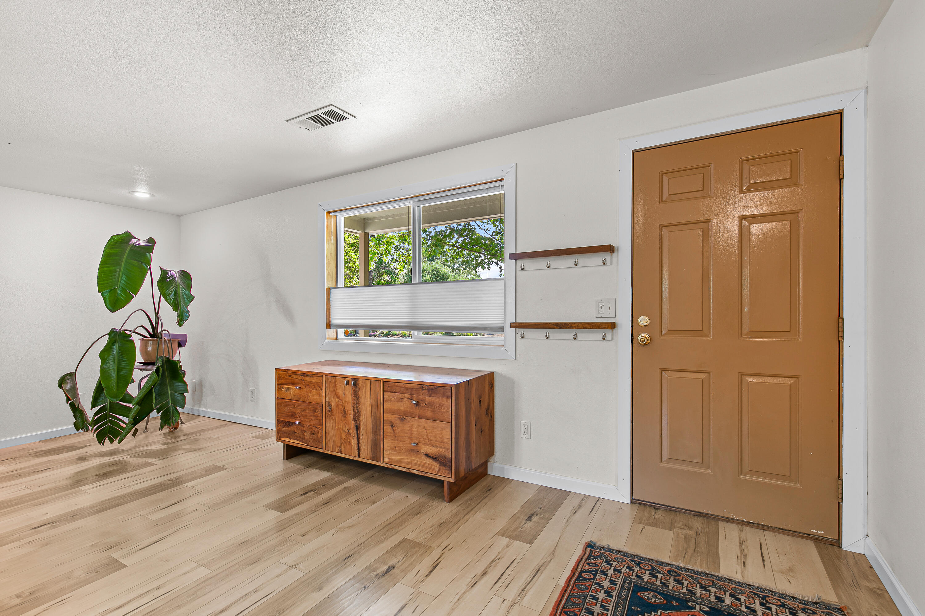 510 Bell Road Talent, OR 97540 - Photo 4 of 26 510 Bell Road, Talent, OR 97540