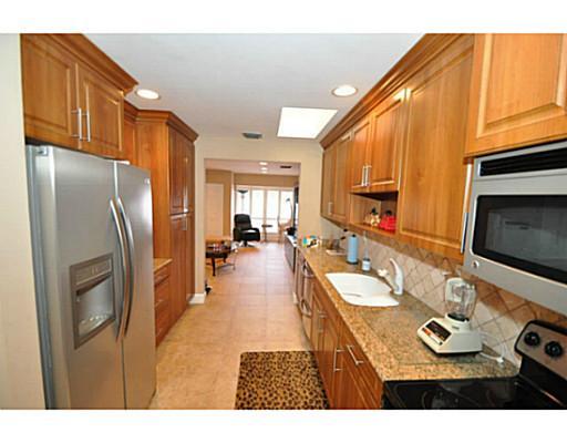 20517 Linksview Way Boca Raton, FL 33434 - Photo 10 of 24 Additional Photo