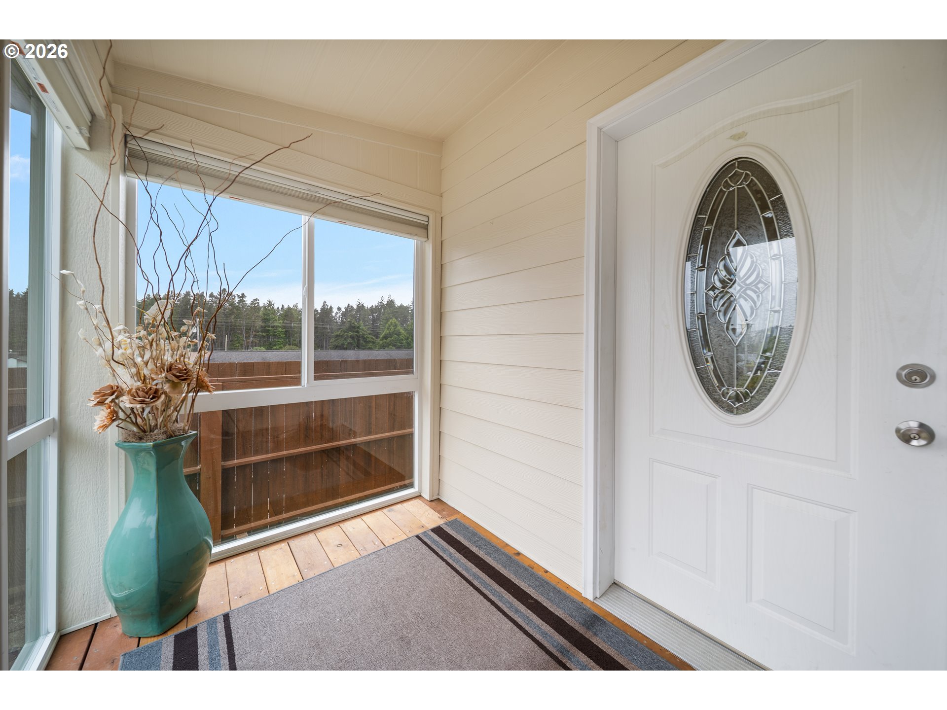1710 Kristi Loop Lakeside, OR 97449 - Photo 8 of 48 Porch, Screened in
