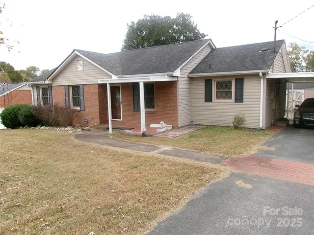 $205,000 | 2015 Foxworth Lane, Gastonia, NC 28052