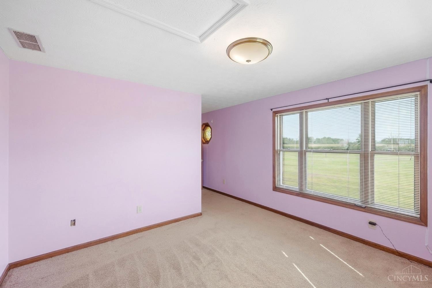 9388 Mile Road New Lebanon, OH 45345 - Photo 9 of 50 Gallery Image 9