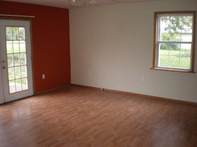54795 Tulip Road New Carlisle, IN 46552 - Photo 7 of 12 Gallery Image 7