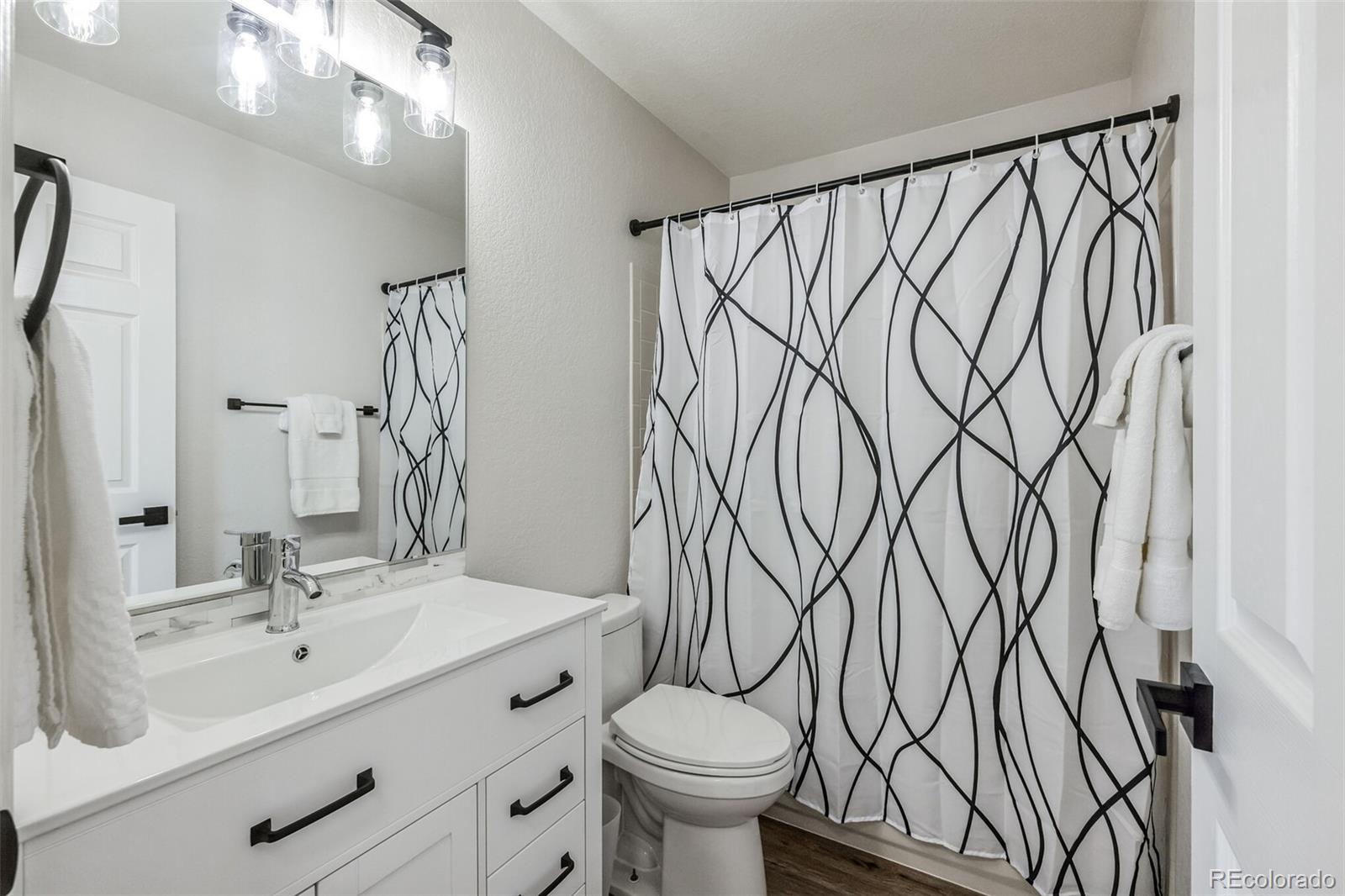 10335 Spring Water Peak Highlands Ranch, CO 80129 - Photo 22 of 33 Gallery Image 22