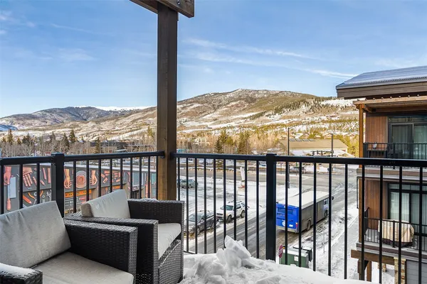 $945,000 | 75 West 4th Street, Unit 305W, Silverthorne, CO 80498