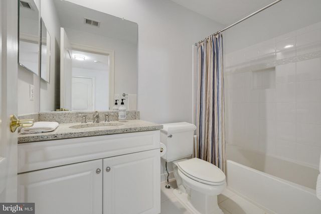 $2,700,000 | 7205 Farm Meadow Court, McLean, VA 22101