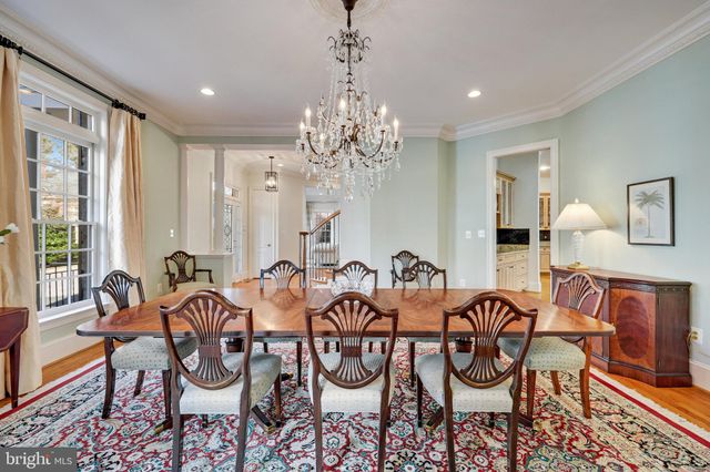 $2,700,000 | 7205 Farm Meadow Court, McLean, VA 22101