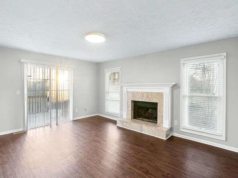 2247 June Court Southwest Marietta, GA 30008 - Photo 3 of 8