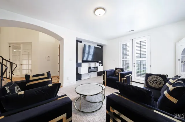 $949,900 | Undisclosed Address, Bakersfield, CA 93311