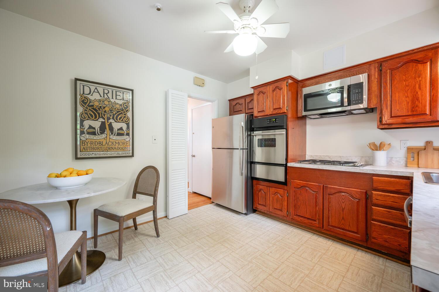 5012 Sangamore Road Bethesda, MD 20816 - Photo 11 of 43