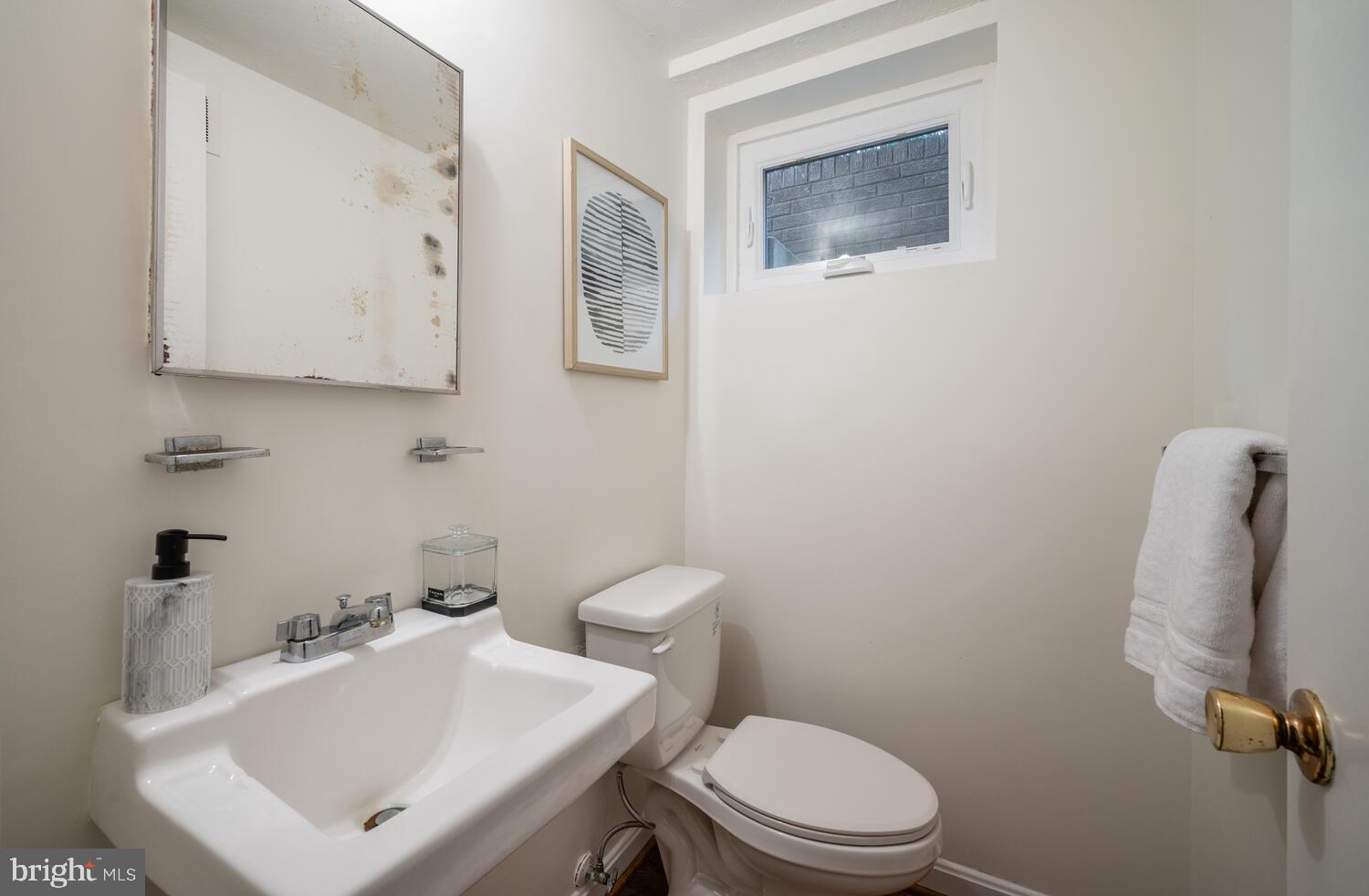 5012 Sangamore Road Bethesda, MD 20816 - Photo 31 of 43