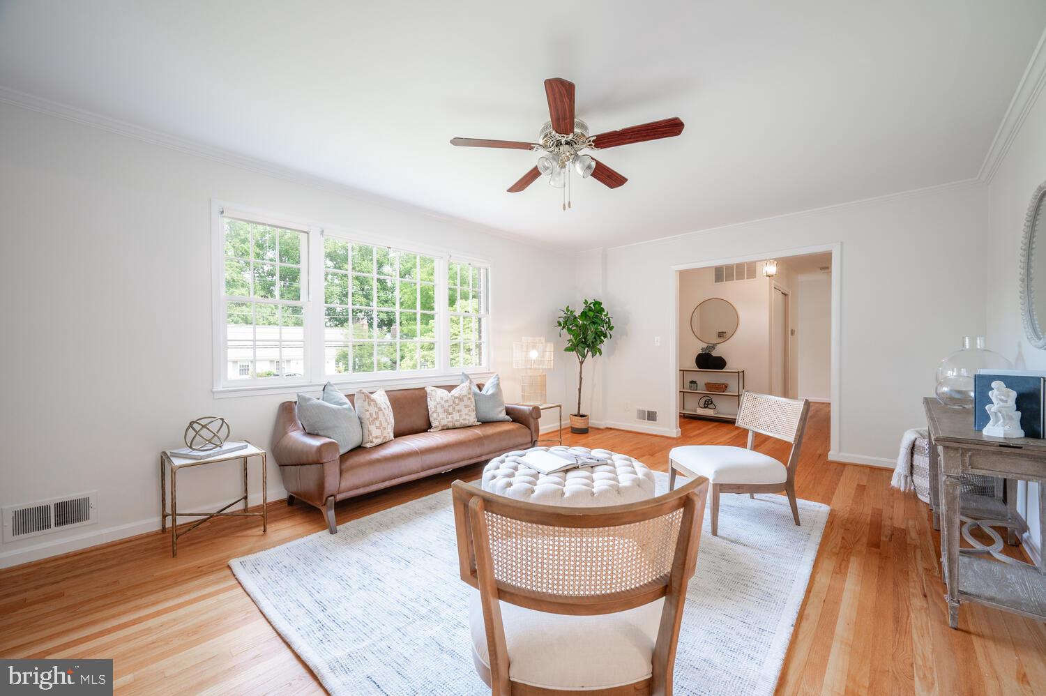 5012 Sangamore Road Bethesda, MD 20816 - Photo 7 of 43