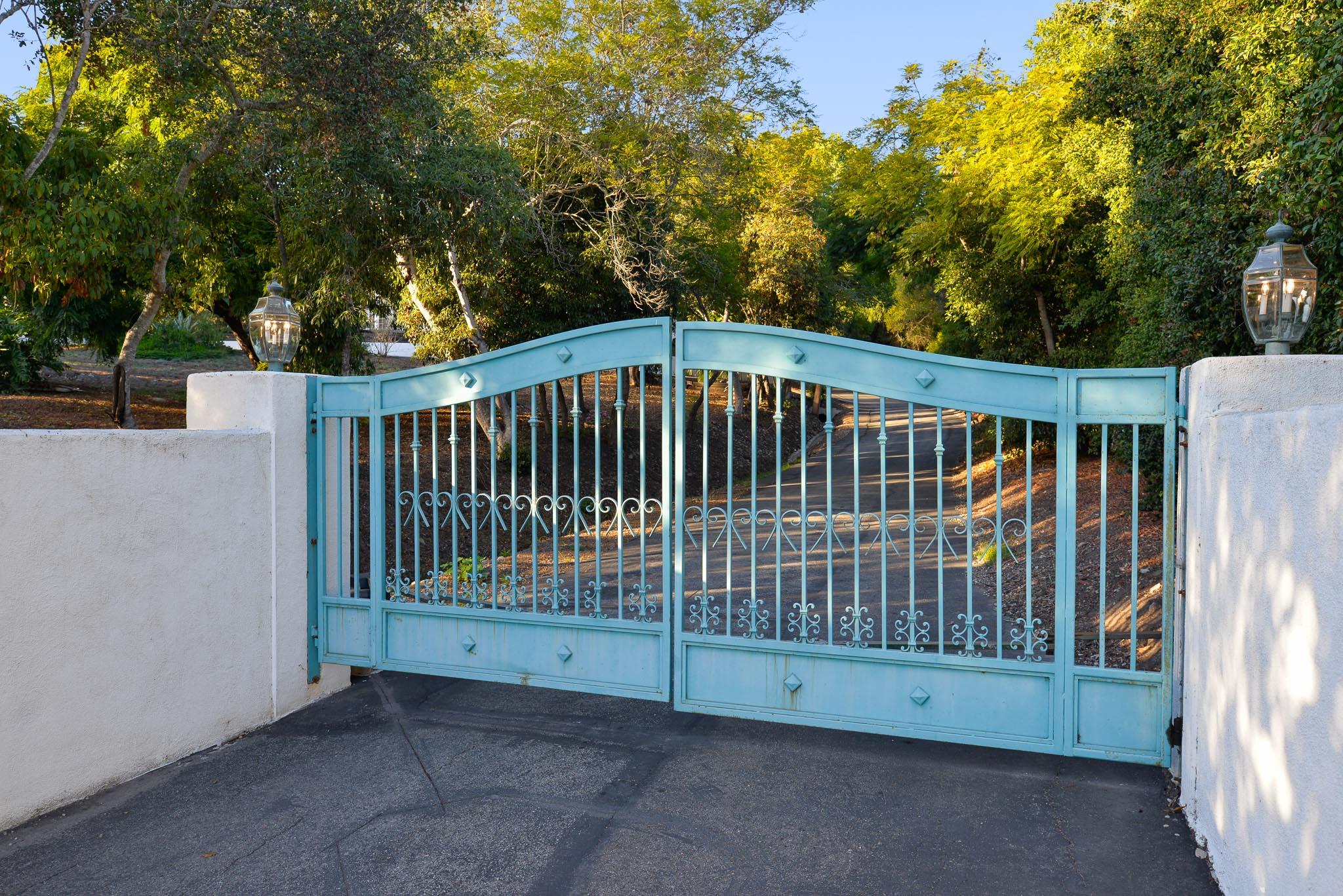 1060 Golf Road Montecito, CA 93108 - Photo 25 of 25 Gates