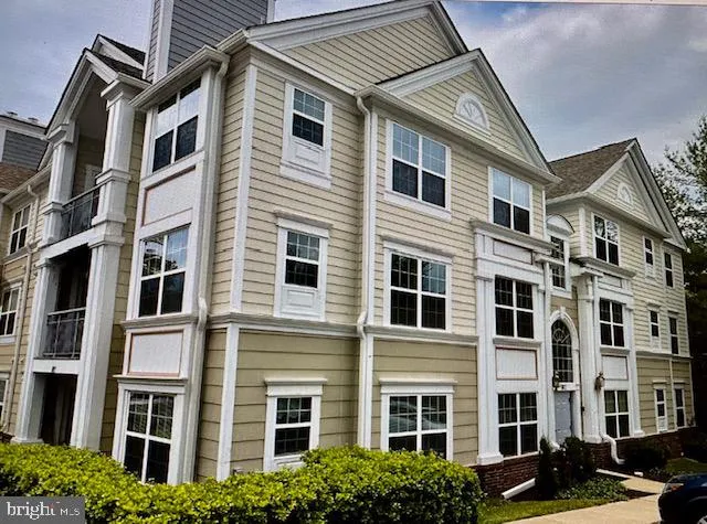 $2,350 | 102 Kendrick Place, Unit 10222, Gaithersburg, MD 20878