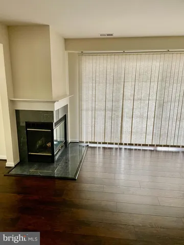 $2,350 | 102 Kendrick Place, Unit 10222, Gaithersburg, MD 20878