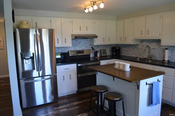 $382,500 | 395 Stone Street, Hamilton, IN 46742