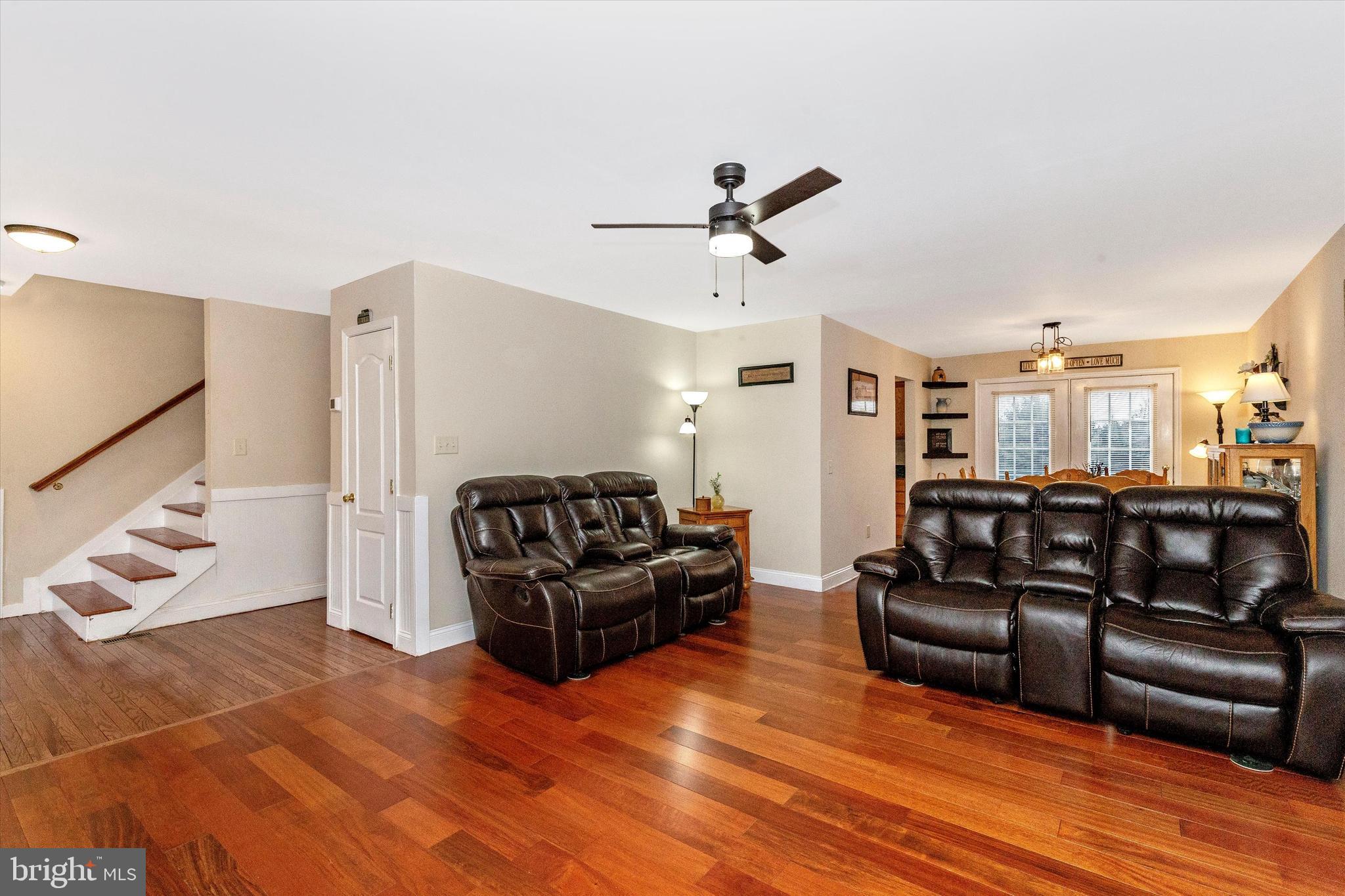 14150 Tower Road Smithsburg, MD 21783 - Photo 8 of 35 Living Room