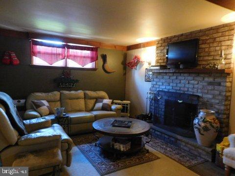 1616 Locust Grove Road Manheim, PA 17545 - Photo 9 of 14