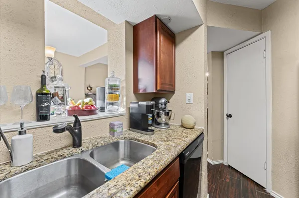 $69,500 | 17210 Imperial Valley Drive, Unit 41, Houston, TX 77060