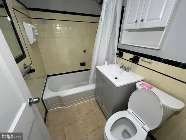 $1,600 | 3031 Hale Street, Philadelphia, PA 19149