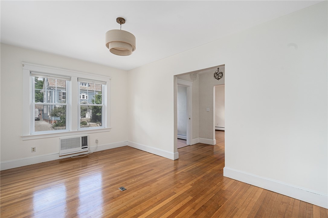 119 Upton Avenue Providence, RI 02906 - Photo 13 of 44